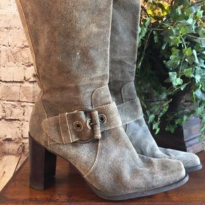 Distressed Leather Liz Claiborne Flex